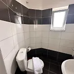 Center מלון דירות קסאמיל
