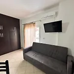 מלון דירות Center קסאמיל