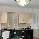 מלון דירות Center קסאמיל