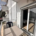 מלון דירות Center 3*