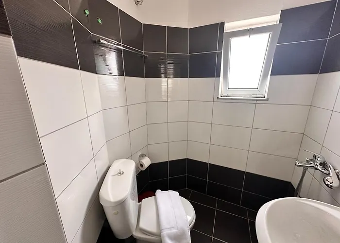 Center Aparthotel Ksamil
