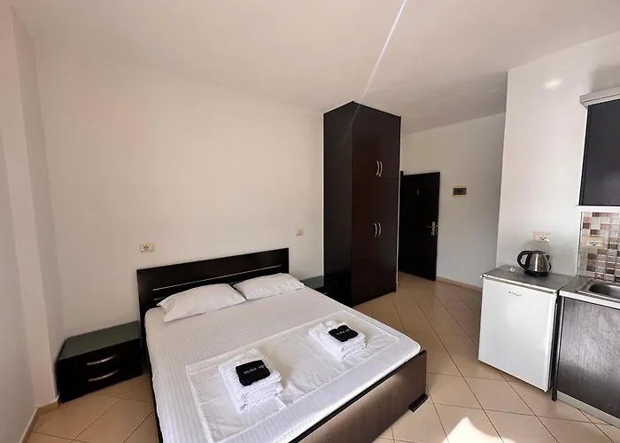 Center 3* Ksamil