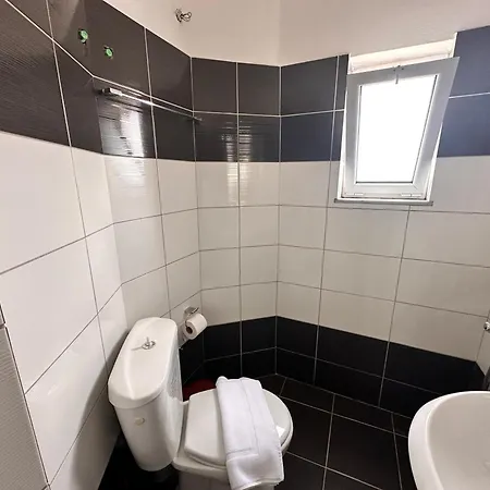 Center Apartmanhotel Ksamil