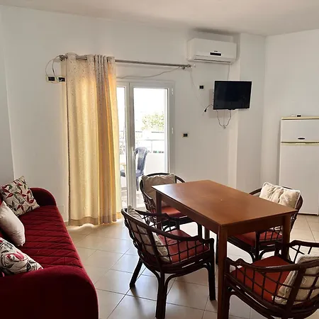 Aparthotel Center *