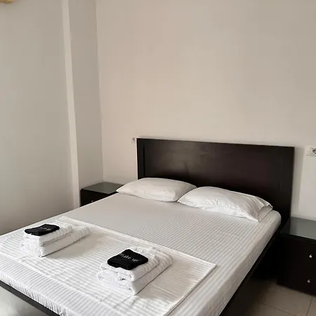 Aparthotel Center