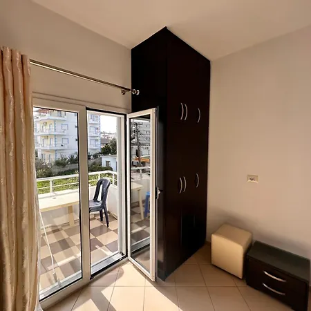 Aparthotel Center