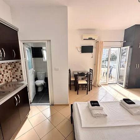 Aparthotel Center *
