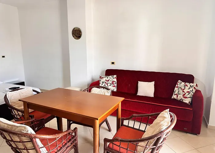 Apart-hotel Center Ksamil