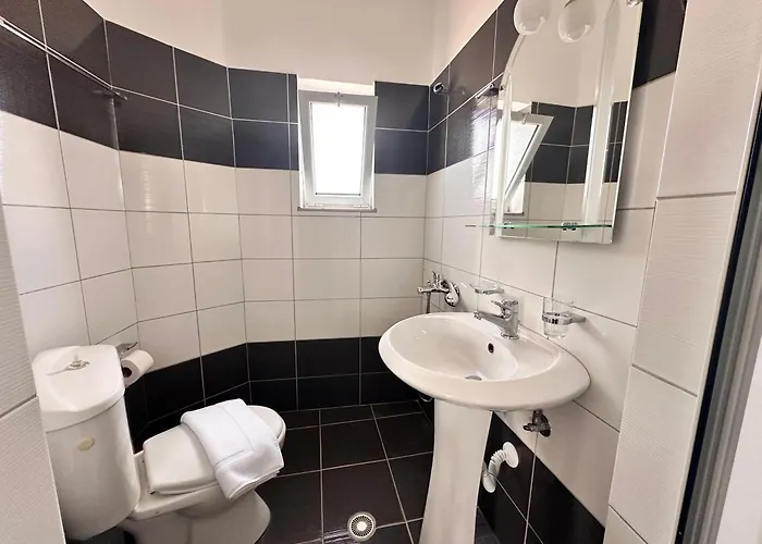 Center 3* Ksamil