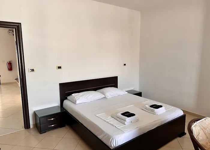 Apart-hotel Center Ksamil