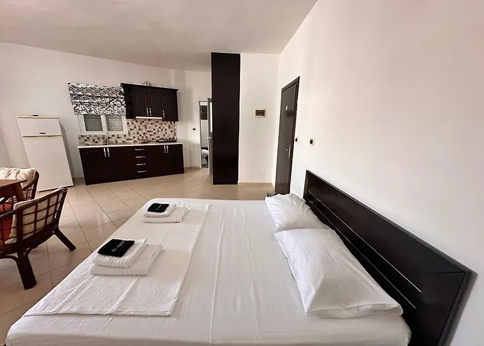 Center 3* Ksamil