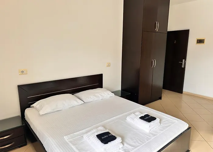 Center 公寓式酒店