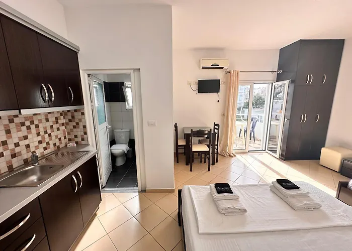 Apart-hotel Center 3*