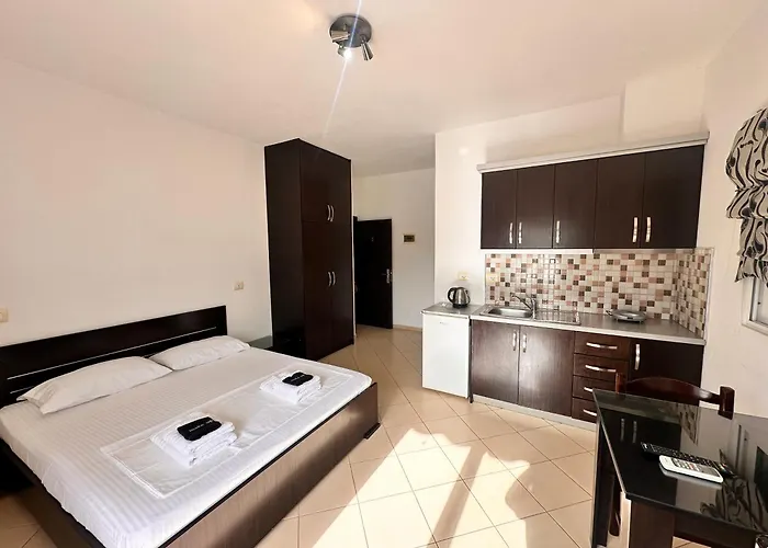 Apart-hotel Center 3*
